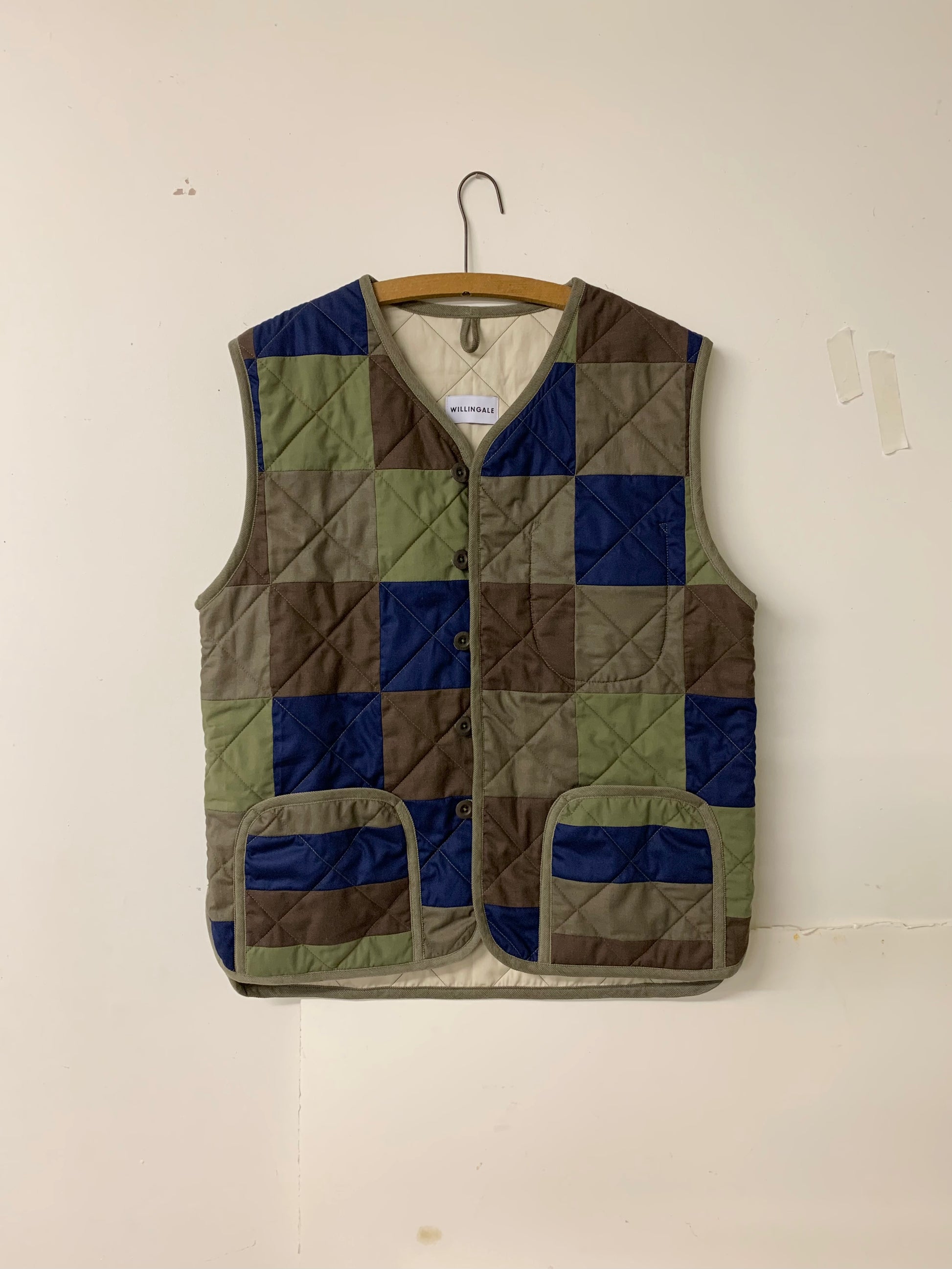 camo scraps quilted liner waistcoat cotton tiger front hanger